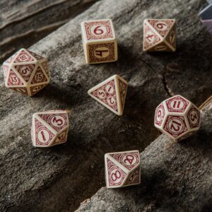 Q Workshop Viking Beige/Burgundry Dice Set